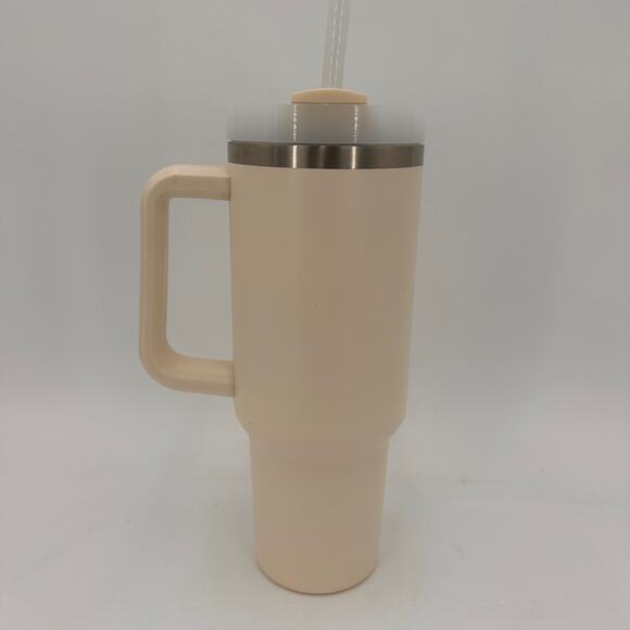 Stanley Cream The Quensher H2.0 The Flowstate 40 oz Tumbler NWOT - Picture 7 of 9